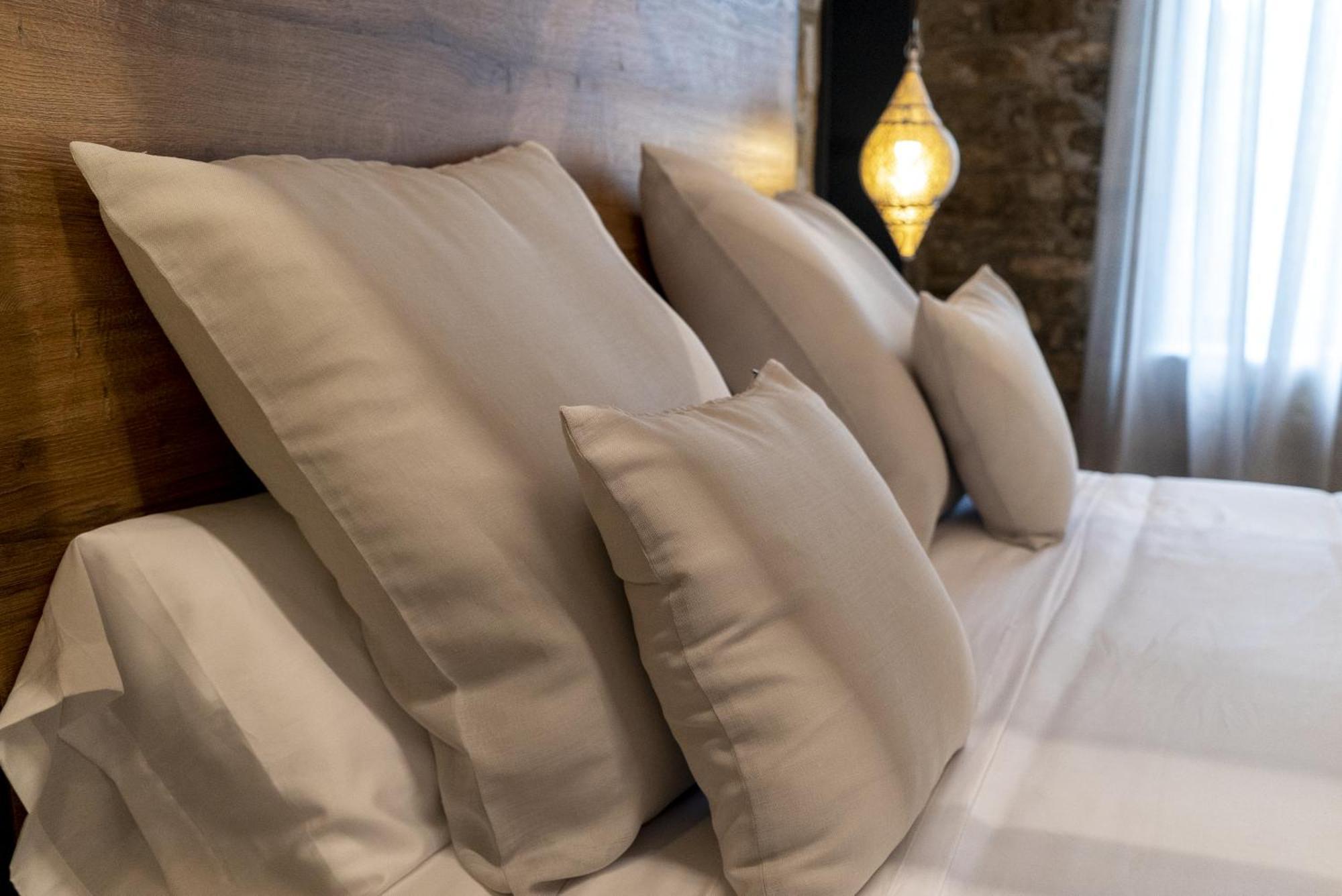 Hotel Les Quingles Calders Zewnętrze zdjęcie