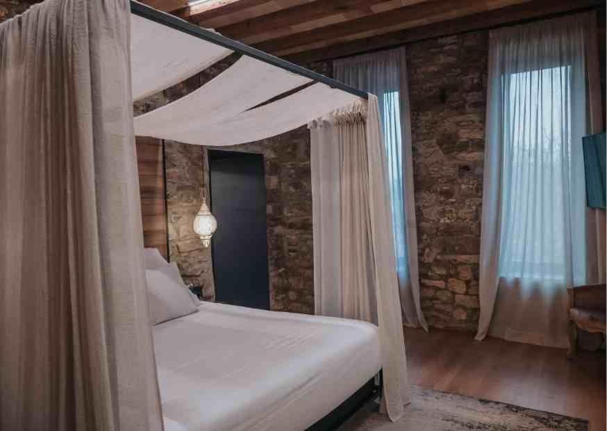 Hotel Les Quingles Calders Zewnętrze zdjęcie